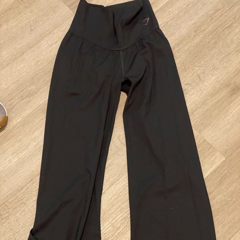 Gymshark flare leggings